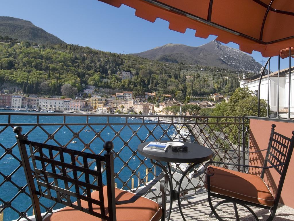 Superior Double or Twin Room Lake View