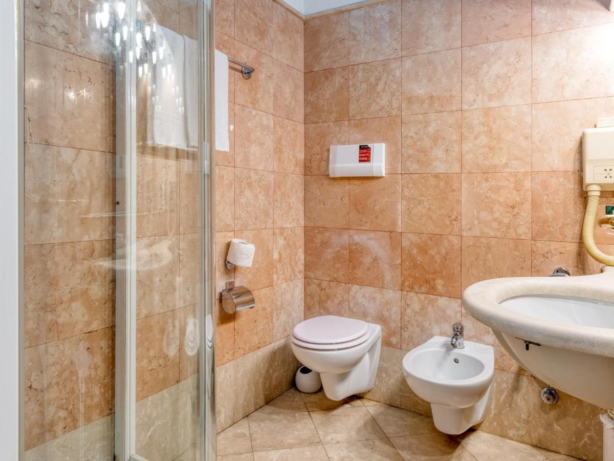 Comfort Double or Twin Room